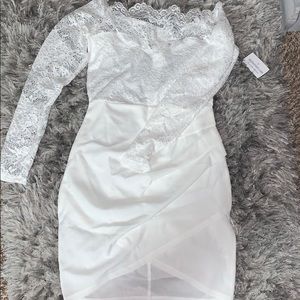 White long sleeve laced dress